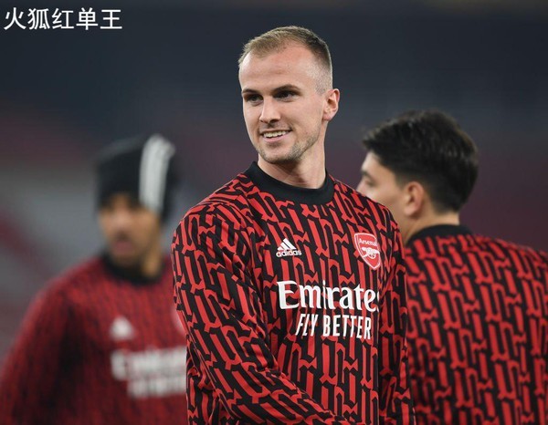 上海久事训练开放日;冲刺阶段防线松动引欢呼;英超在即;年轻球员得到机会(实战化军事训练心得体会)-亚博平台